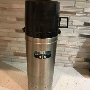 Thermos stainless Steel Vacuum Bottle quart #2464S